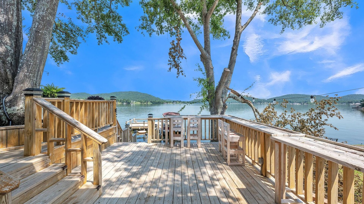 Blue Mountain House | Lakeside Paradise: 4BR Retreat on Neely Henry Lake by RedAwning