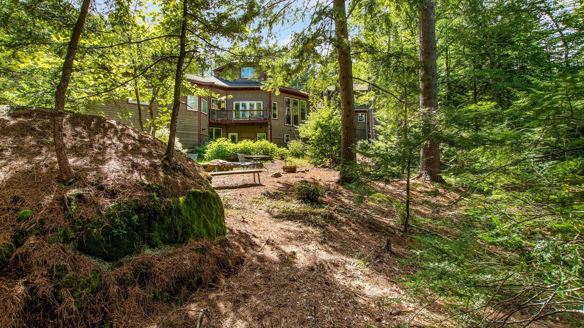 Center Harbor Apartment | Lakeside Place on Squam