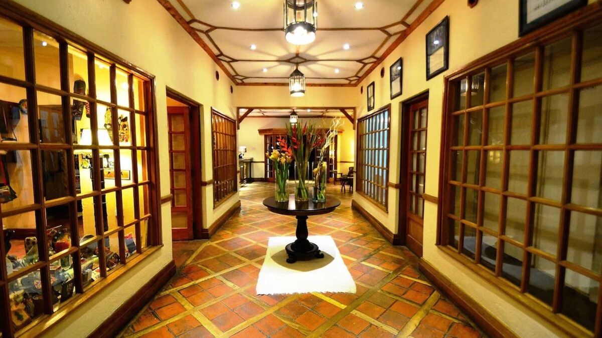 Naivasha House | Lakeside Retreat Room Ideal for Romantic Wildlife Getaways | Free Parking