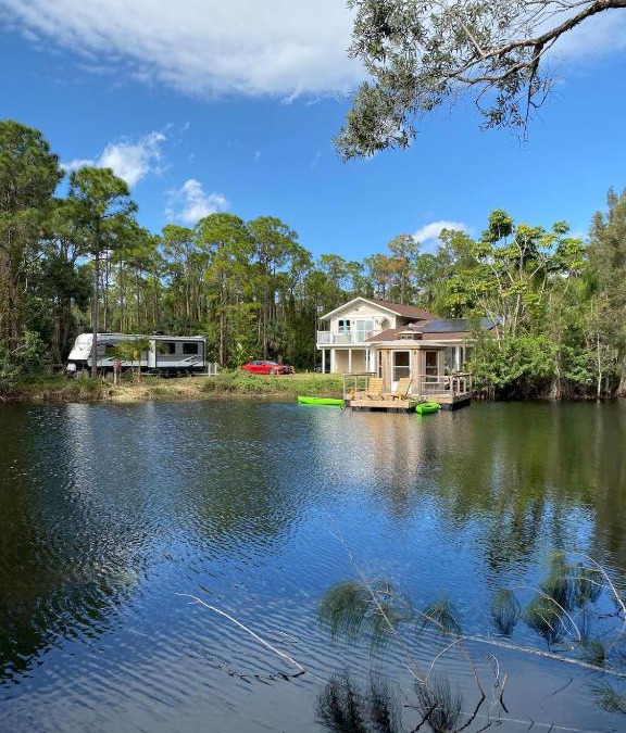 Port Saint Lucie House | Lakeside Retreat