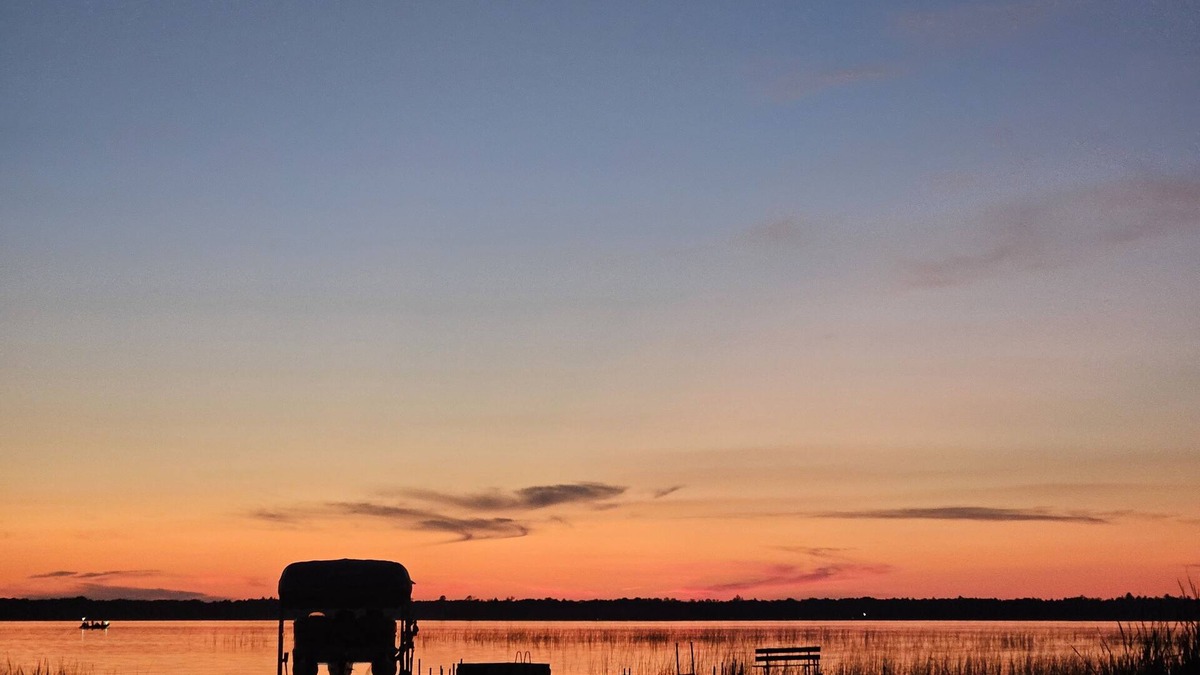 Center Township Cabin | Lakeside Sand Beach House on 3 Acres of fun Near Nisswa and Cross Lake.