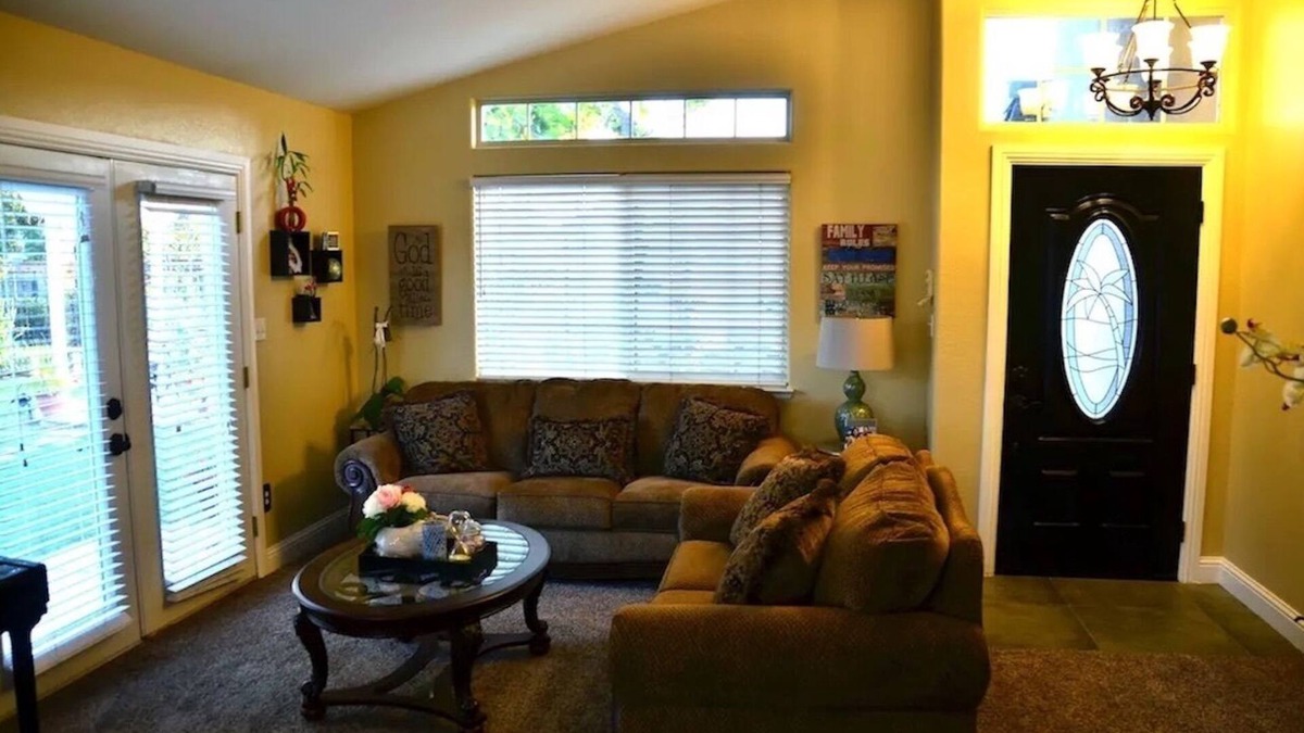 Greenacres Bed & Breakfast | Lakeside Serenity