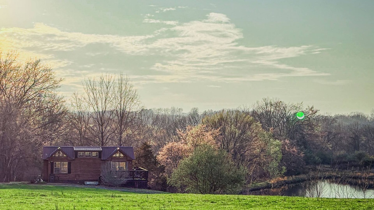 Cobden Cabin | Lakeview - Cabin 2