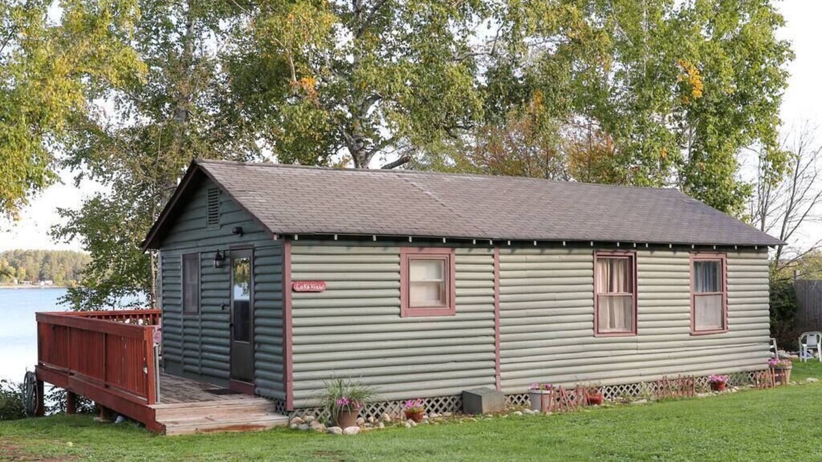 Tower Cabin | Lakeview cabin on stunning Lake Vermilion