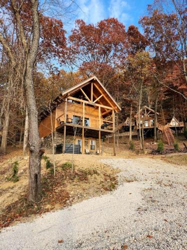 Scio House | Lakeview Cabin Perfect for Groups with Hot-Tub in Ohio