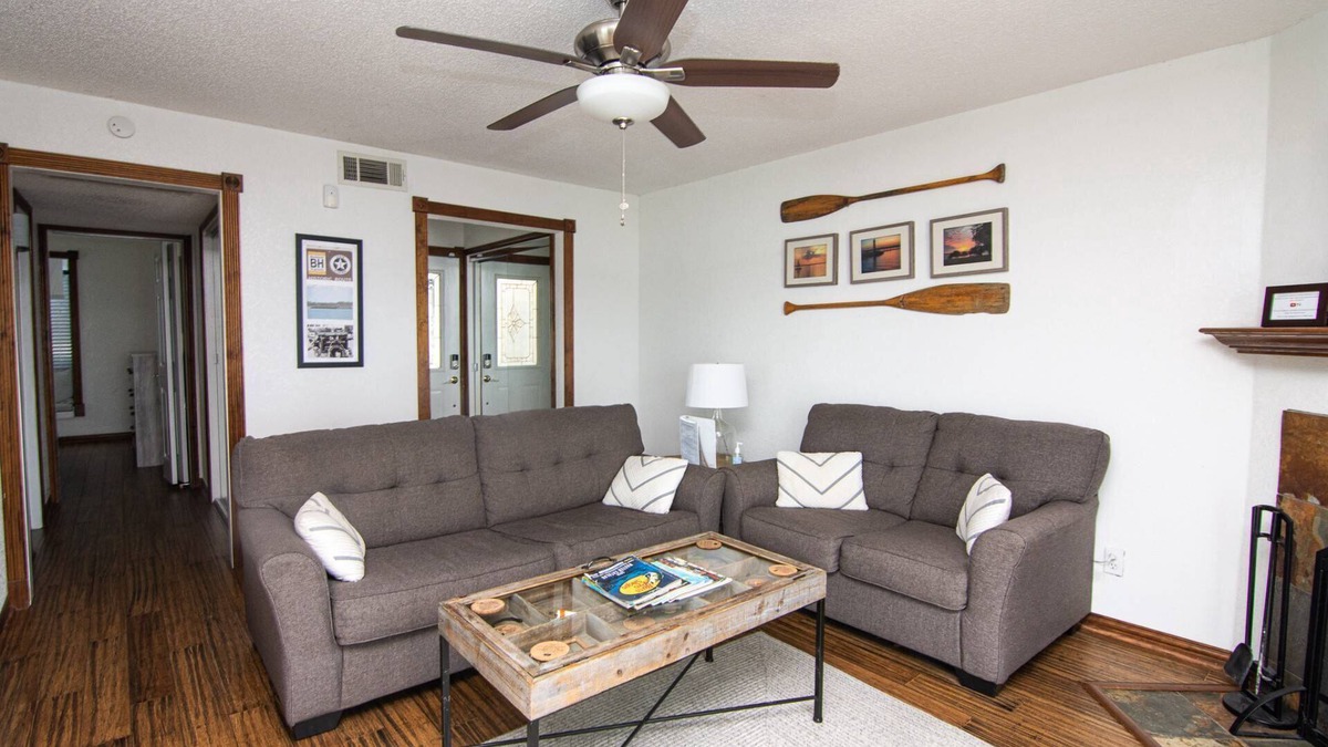 Garland Condo | Lakeview Gem! Lakeside Condo with Deck, Fishing, and Nearby Dining - Perfect for Couples!