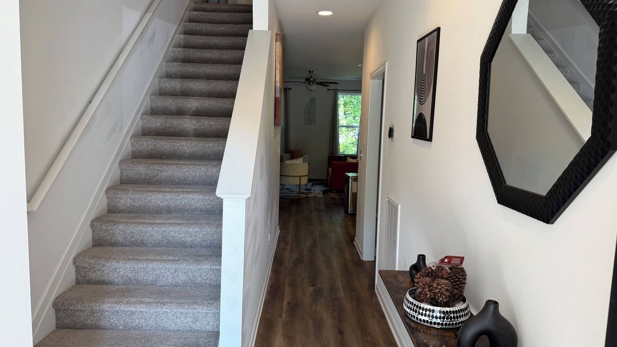 Paw Creek House | Lakeview Getaway Fully Furnished