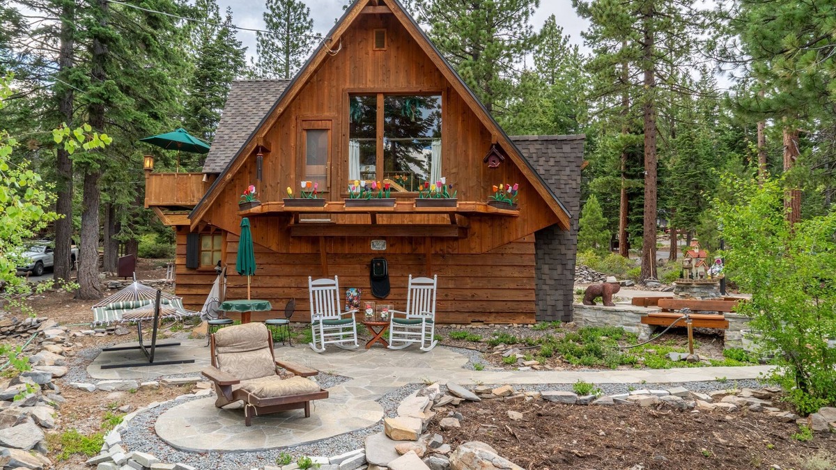 Ridgewood House | Lakeview Guest House in Carnelian Bay