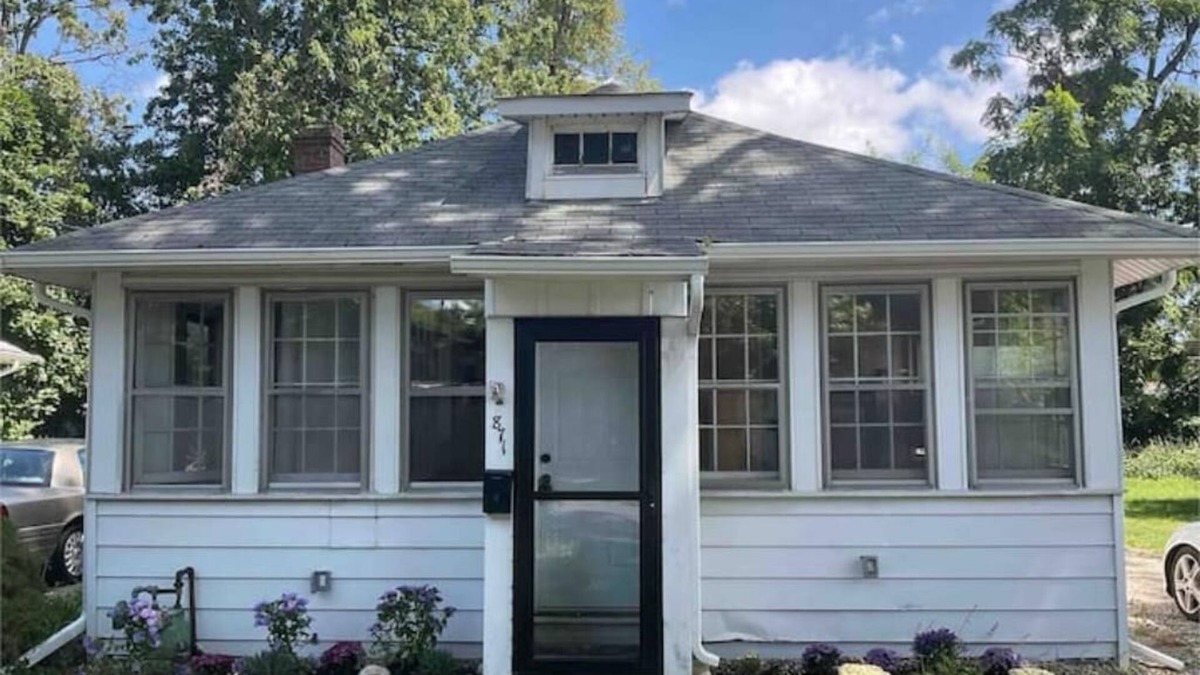 Willobee On The Lake Cottage | Lakeview Happy Days Cozy Cottage