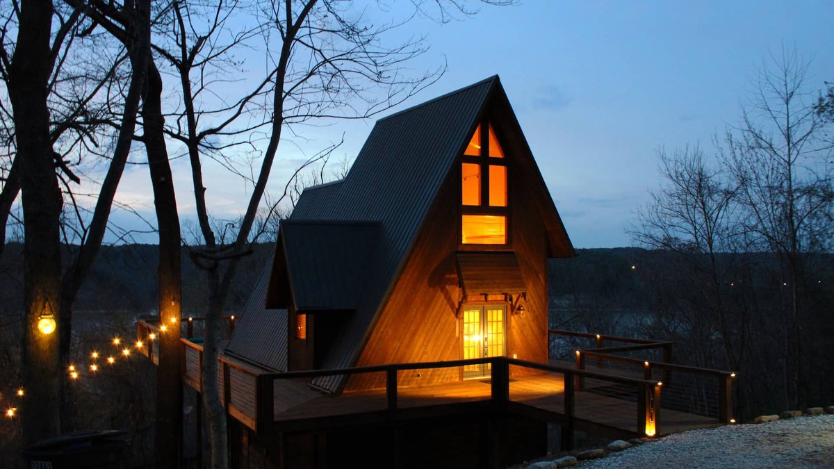 Springdale Cabin | 🌟 Lakeview Haven 🌟 A-Frame Treehouse Beaver Lake