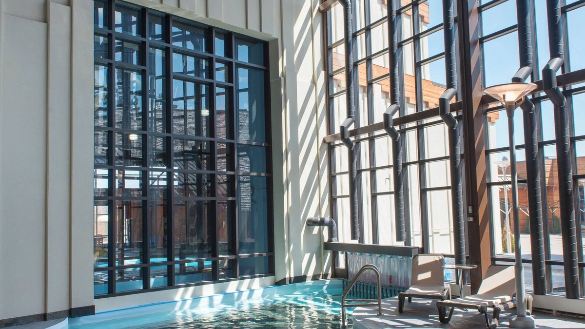 Hecla Island Hotel | Lakeview Hecla Resort
