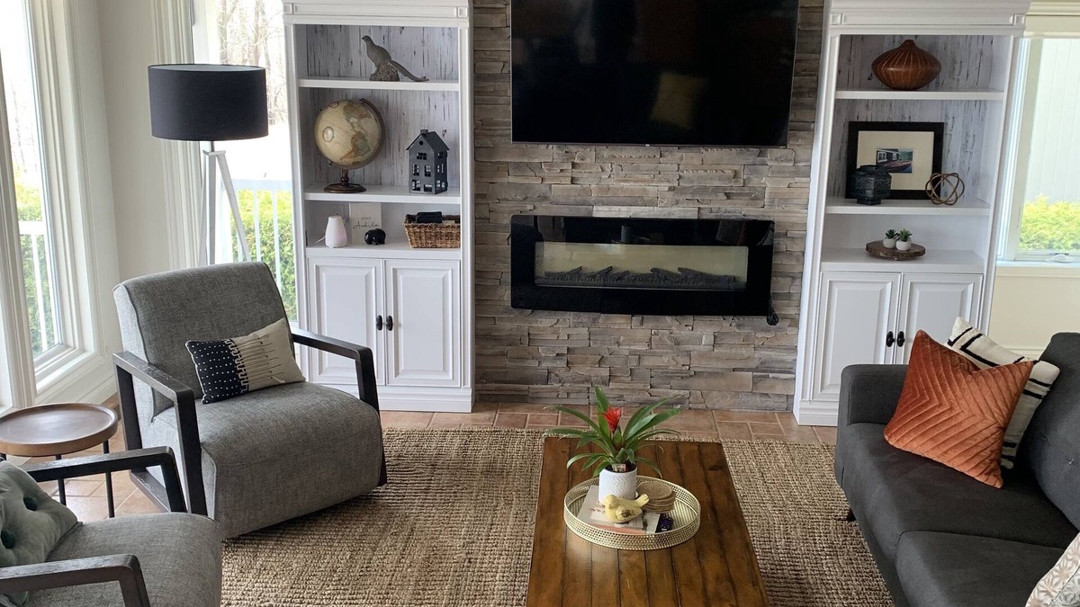 Port Stanley House | Lakeview Home in Beautiful Port Stanley on Lake Erie
