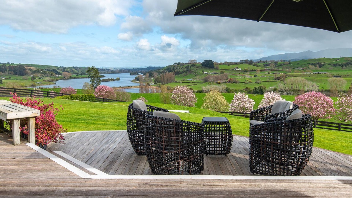 Karapiro House | Lakeview Lodge Karapiro - Bijou Huntington