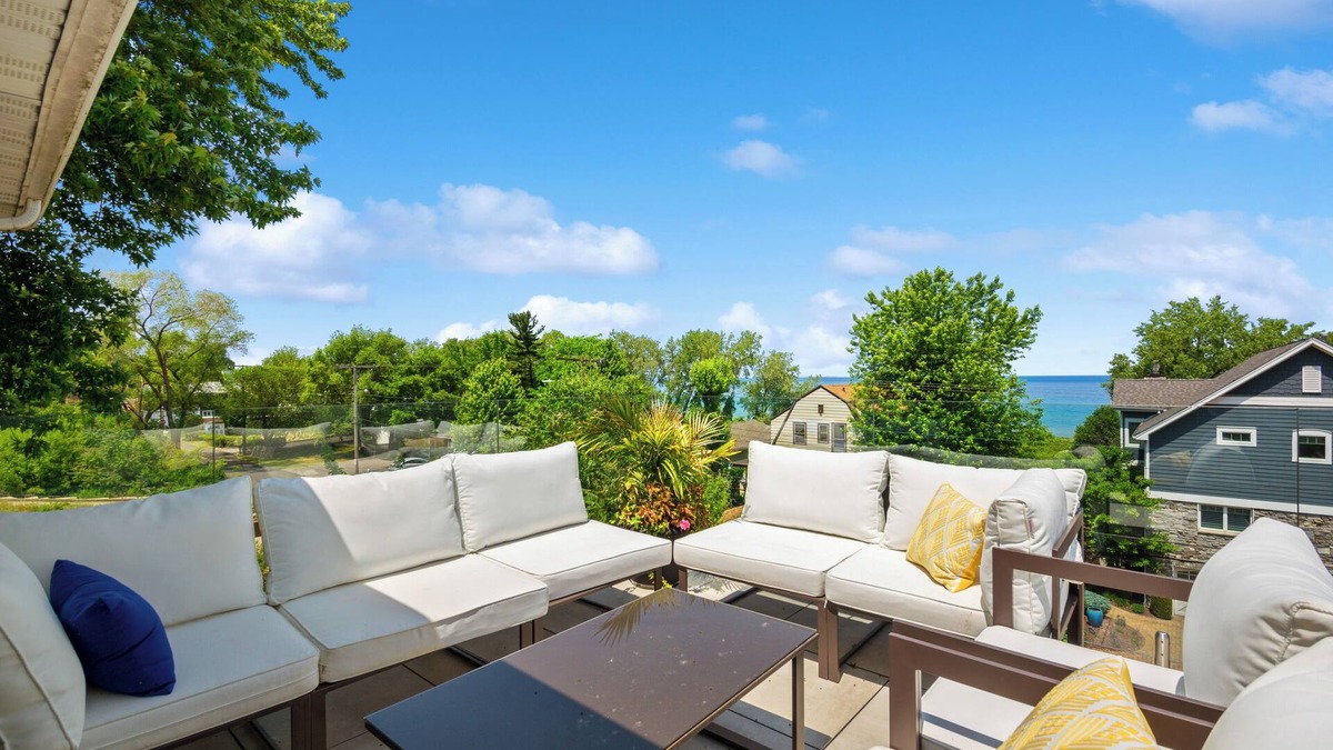 Miller Beach House | Lakeview Retreat—Modern 4BR Steps to Beach, Chefs Kitchen, Fire Pit, Terraces!