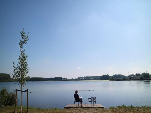 Municipality of Nissewaard House | Lakeview villa with swimming and fishing pier, cleaning included