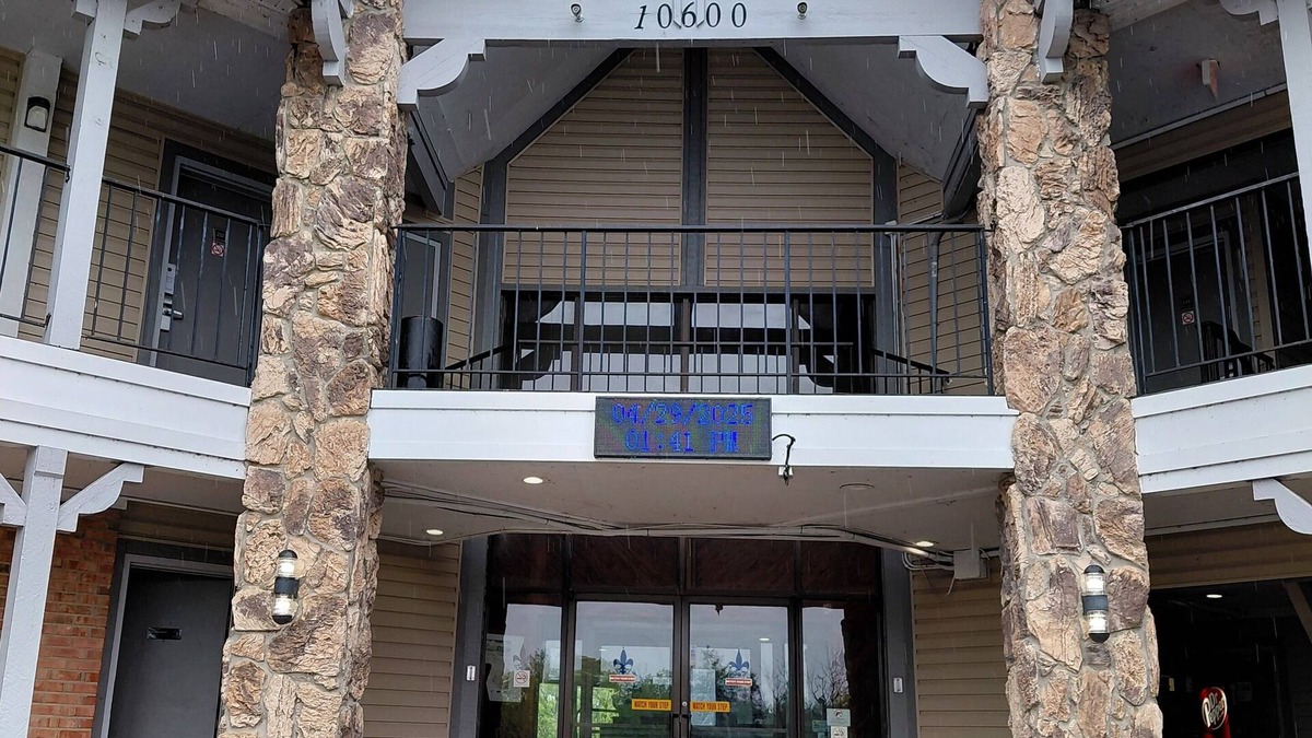 Lake St Louis Hotel | LAKEVIEWINN