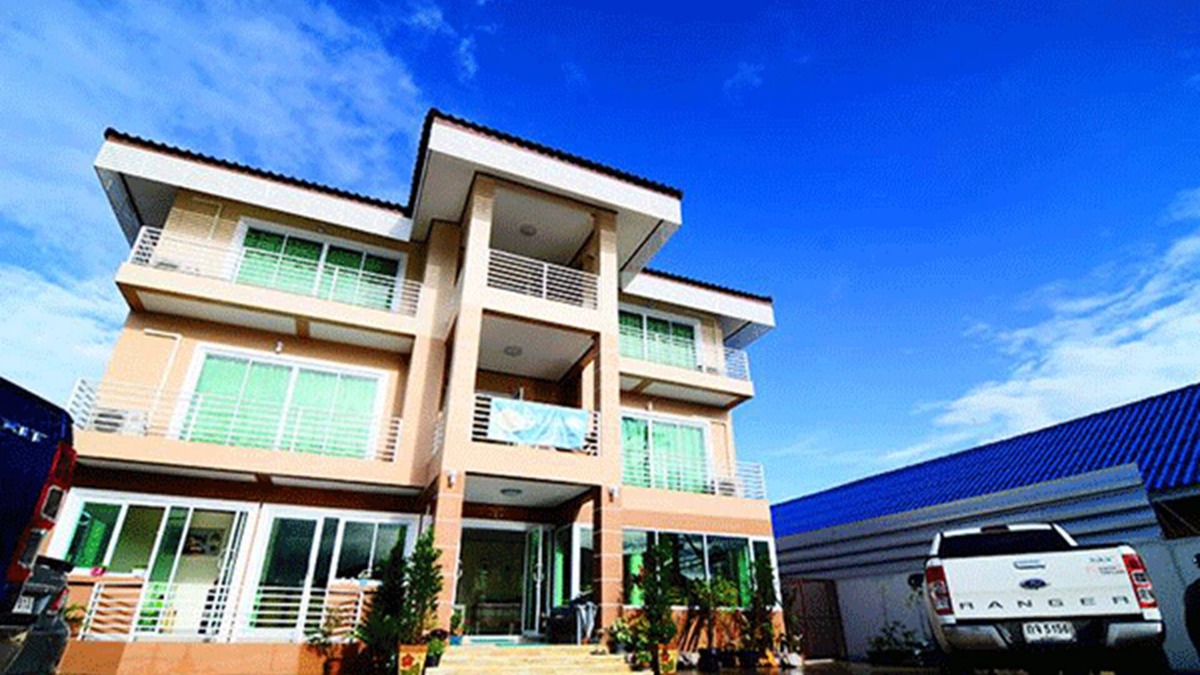 Mae Pa Hotel | Laksasuk House