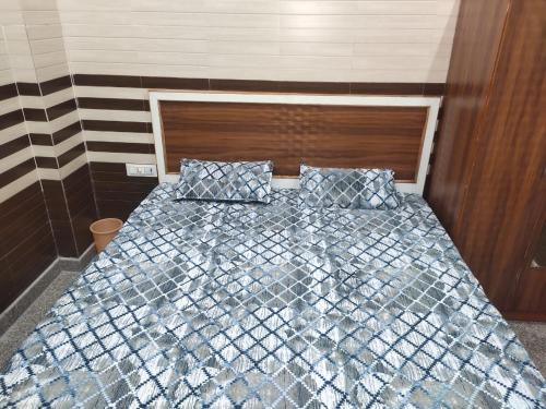 Shri Madhopur Hotel | Lala chuuni lal seva sadan