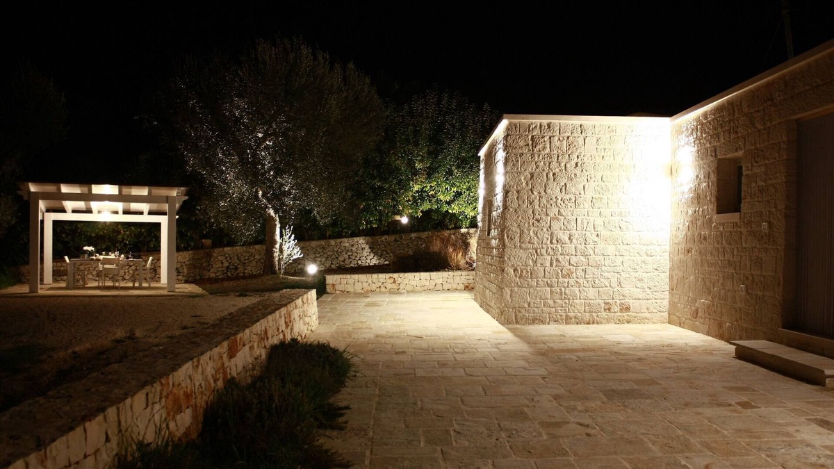 Cisternino House | Lamia degli Ulivi - Dwelling in the valley of trulli UNESCO heritage site.