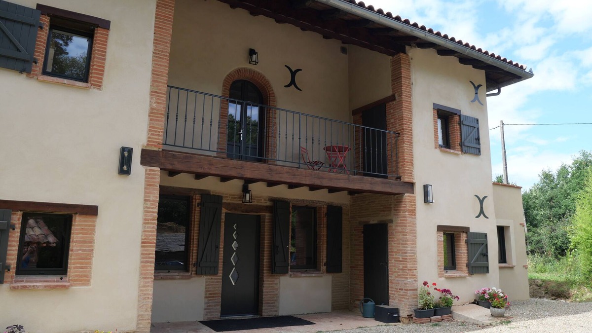 Moissac House | "LAMIELLE" LARGE HOUSE RESTORED ON THE HILLS OF MOISSAC