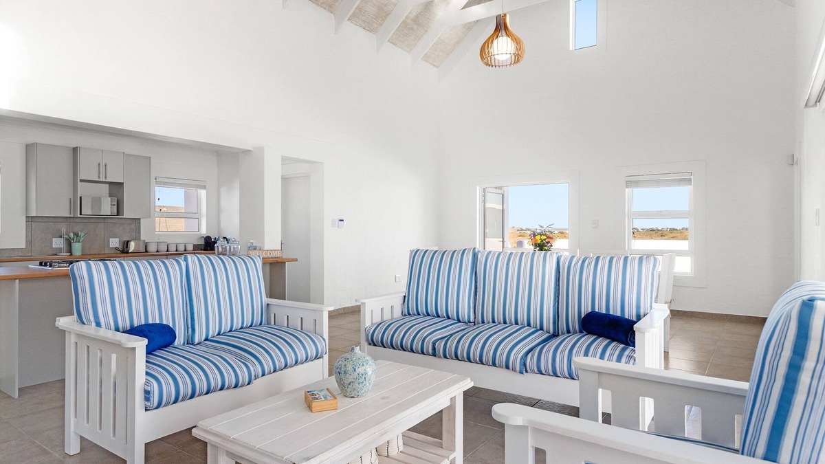 Stompneusbaai House | Lampiesbaai Beach House