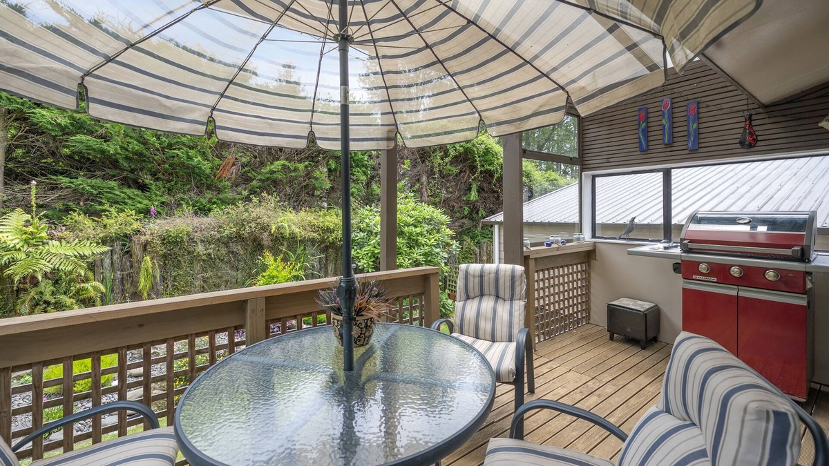 Ngongotaha House | LANCASHIRE FOLD A COSY WELL EQUIPPED COTTAGE FOR 4 WITH GREAT REVIEWSn