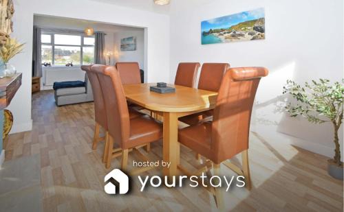 Burslem House | Lancaster House by YourStays - Gorgeous family home in the countryside
