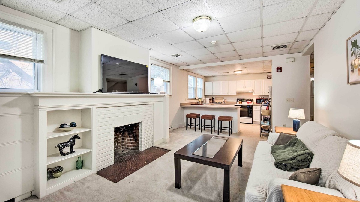 Lancaster House | Lancaster Unit w/Expansive Covered Porch!