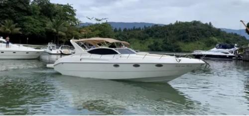 Parque das Palmeiras Boat Rental | Lancha para 9 pessoas