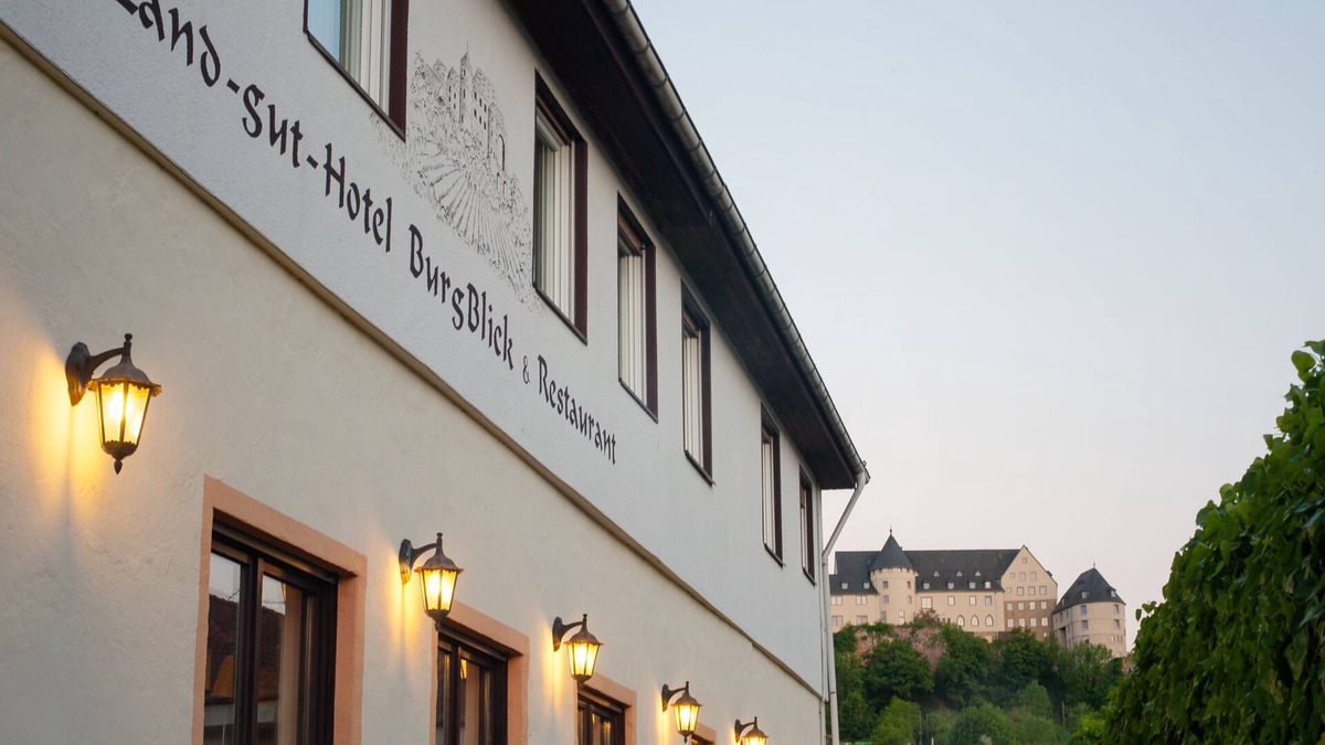 Bad Muenster am Stein-Ebernburg Hotel | Land-gut-Hotel BurgBlick