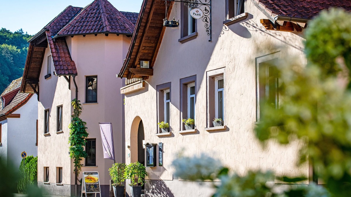 Bundenthal House | Landgasthaus zur Krone