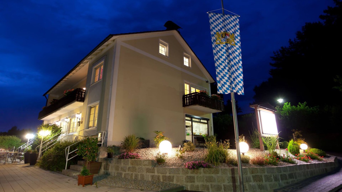 Vohenstrauss Hotel | Landgasthof Am Sonnenhang