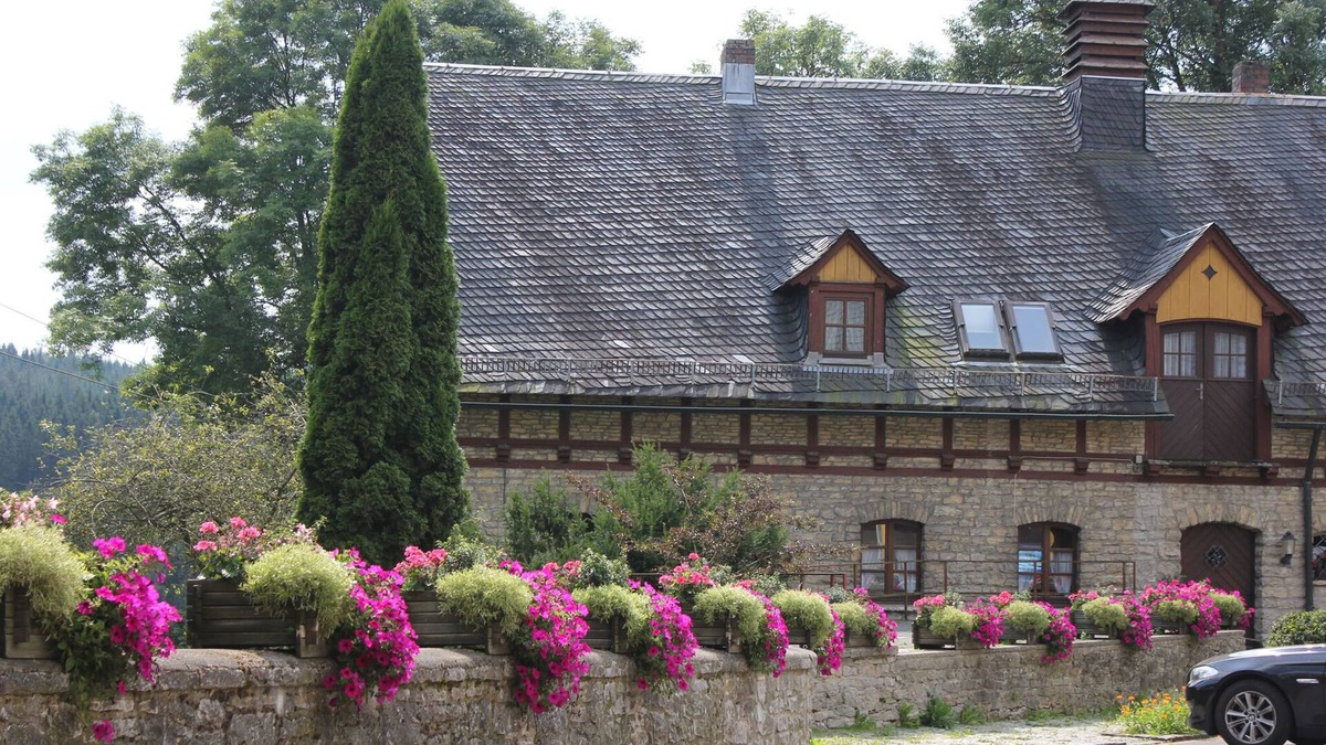 Marktleugast House | Landgasthof Haueis