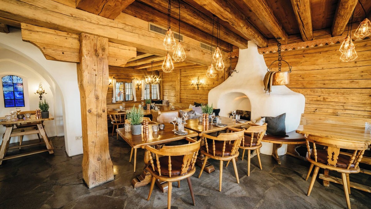 Neuhof an der Zenn Hotel | Landgasthof Hotel Riesengebirge