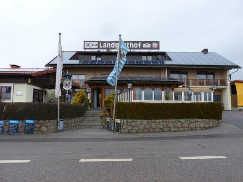 Nittenau House | Landgasthof Schmidbauer