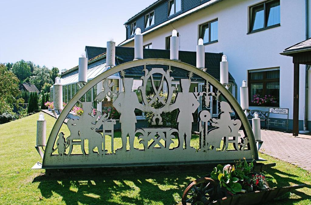 Grossrueckerswalde House | Landgasthof-Wemmer