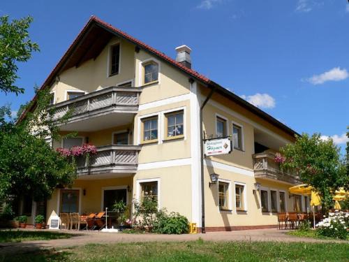 Birgland Hotel | Landgasthof Zum Schloss