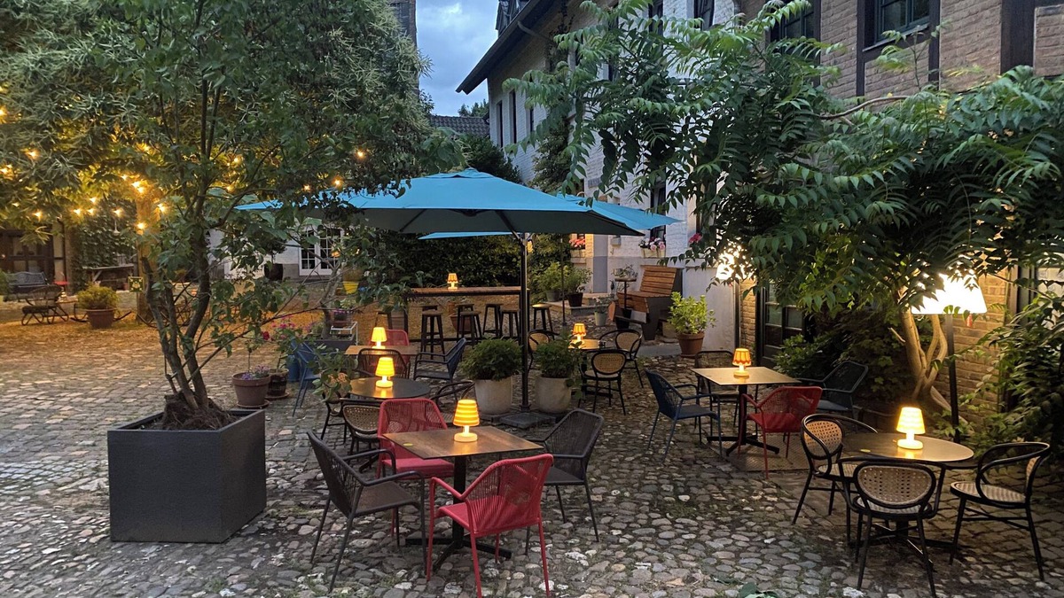 Rhein-Erft-Kreis District Hotel | Landhaus Danielshof