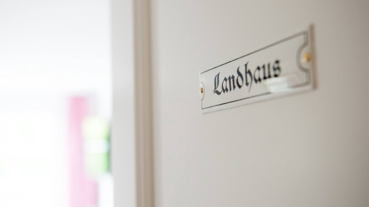 Oberderdingen Apartment | Landhaus - Doppelzimmer mit WC und Dusche
