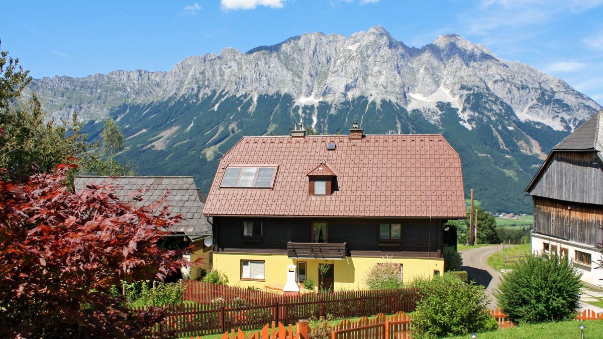 Niederoeblarn House | Landhaus Prieger by Interhome