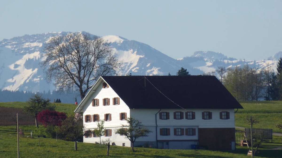 Heimenkirch Condo | Landhaus Spieler - Meadow apartment