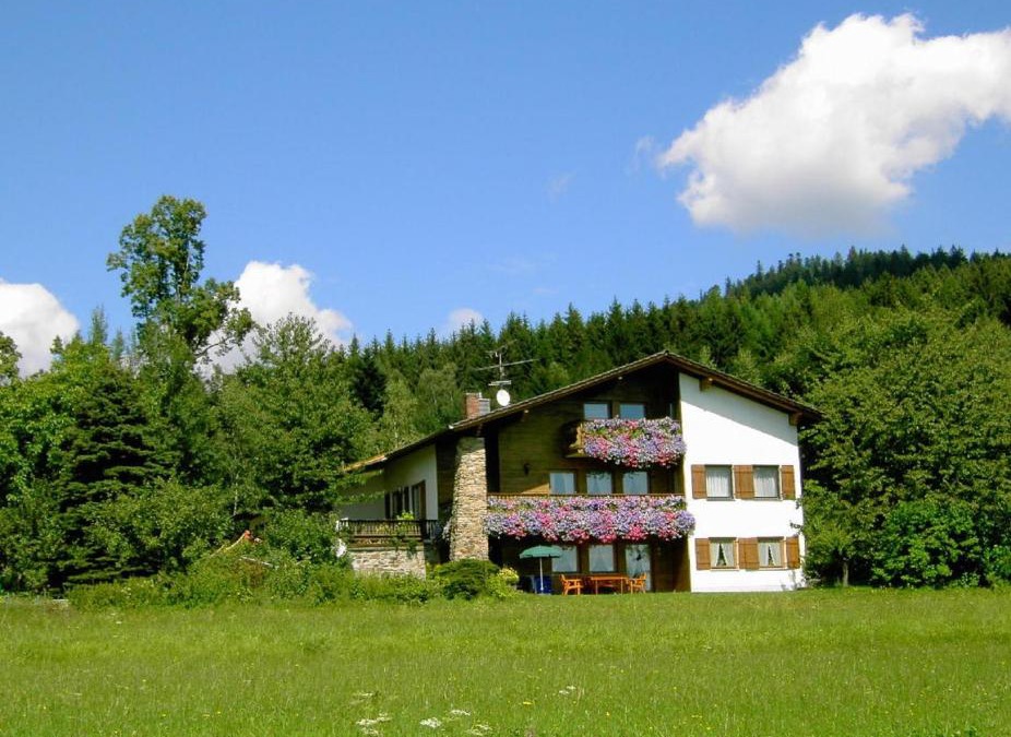 Kirchdorf im Wald Apartment | Landhaus Wildfeuer
