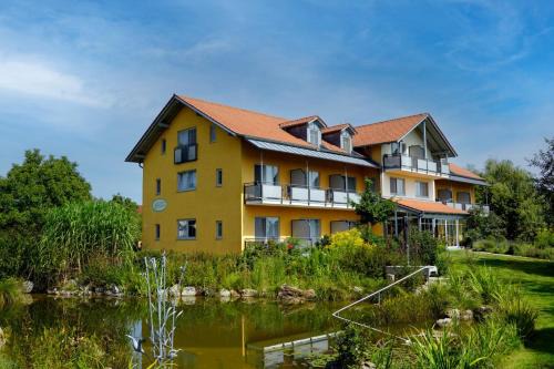 Kirchham Hotel | Landhotel Larenzen