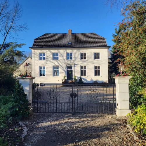 Ressen Bed & Breakfast | Landhuis de Nieuwe Hof