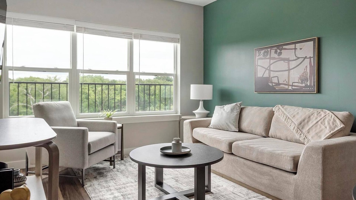 Edwardsville Apartment | Landing | Amazing 1BD, Clubhouse, Gym