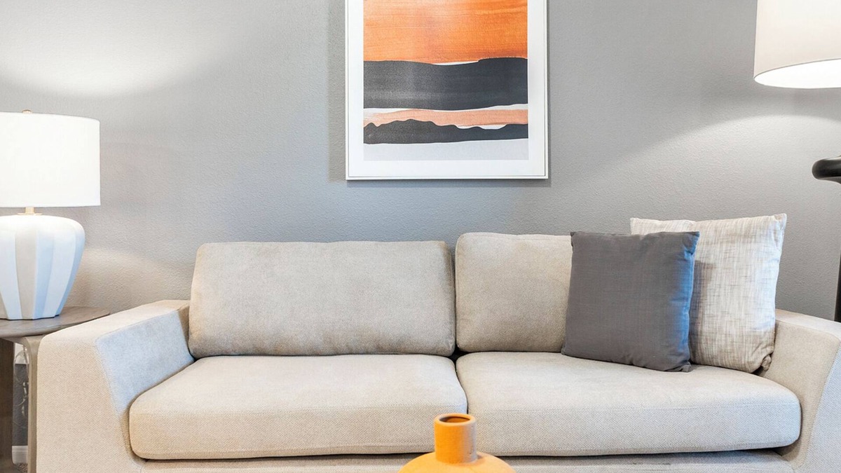 Austin Apartment | Landing | Amazing 1BD, Gym, Courtyard