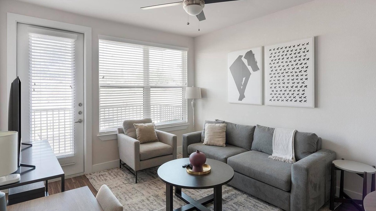 Wetmore Apartment | Landing | Amazing 2BD, Pool, Clubhouse