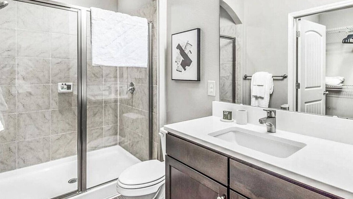 Durham Apartment | Landing at Artisan at Brightleaf - 2 Bedrooms in Downtown Durham