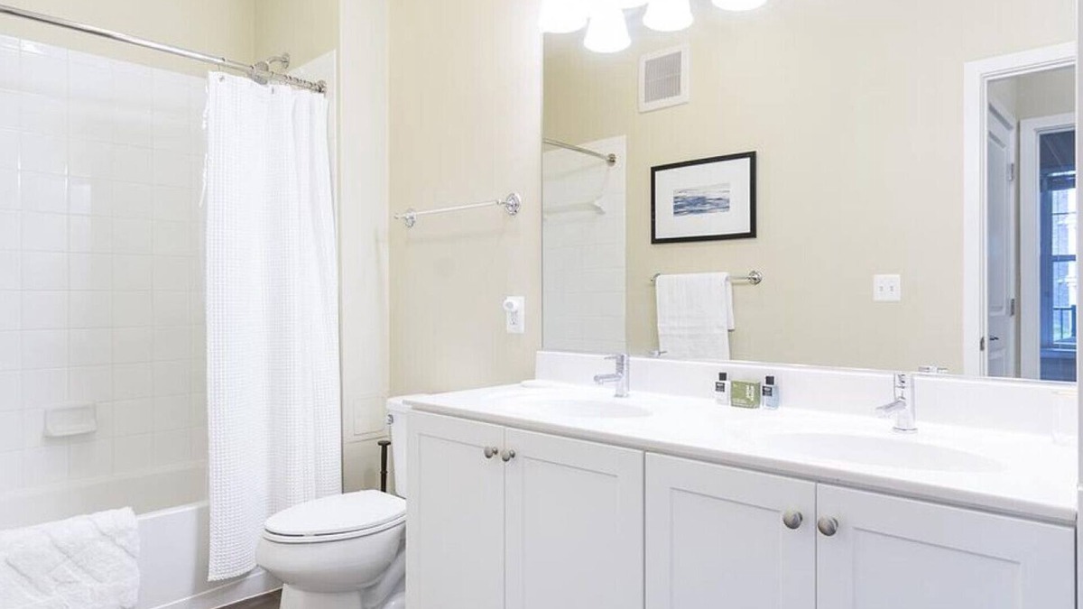 Montpelier Apartment | Landing at Avalon Laurel - 1 Bedroom in Downtown Laurel