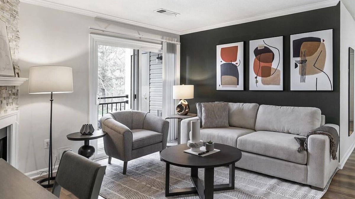 Ashburn Apartment | Landing at Brixton at Loudoun - 2 Bedrooms in Downtown Ashburn